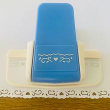 Cargar imagen en el visor de la galería, Perforadora de Bordes tipo Blonda