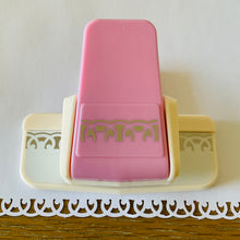 Cargar imagen en el visor de la galería, Perforadora de Bordes tipo Blonda