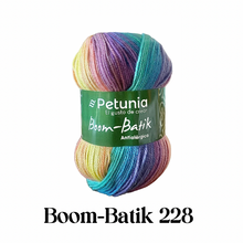 Cargar imagen en el visor de la galería, Petunia Boom-Batik