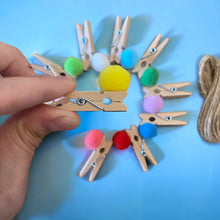 Cargar imagen en el visor de la galería, Pinzas de madera