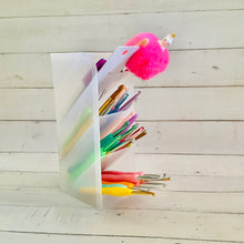 Cargar imagen en el visor de la galería, Organizador de Crochet