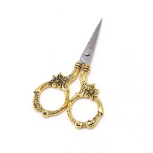 Cargar imagen en el visor de la galería, Tijera flor dorada