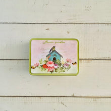 Cargar imagen en el visor de la galería, Cajita hojalata vintage