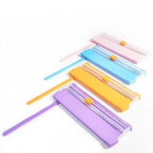 Cargar imagen en el visor de la galería, Mini guillotina