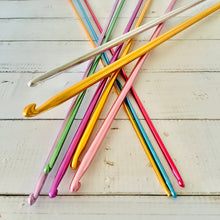 Cargar imagen en el visor de la galería, Set de Crochet Tunecinos de aluminio