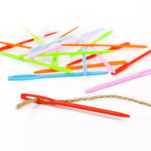 Cargar imagen en el visor de la galería, Set de 10 agujas plásticas