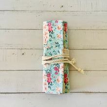 Cargar imagen en el visor de la galería, Estuche Roll Up