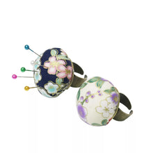 Cargar imagen en el visor de la galería, Anillo porta aguja y alfileres