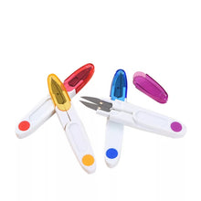 Cargar imagen en el visor de la galería, Tijera corta hilachas color