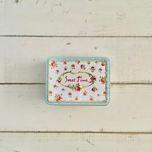 Cargar imagen en el visor de la galería, Cajita hojalata vintage