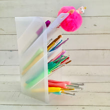 Cargar imagen en el visor de la galería, Organizador de Crochet