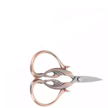 Cargar imagen en el visor de la galería, Tijera Cisne