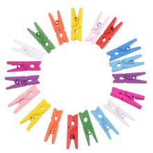 Cargar imagen en el visor de la galería, Pinzas de madera