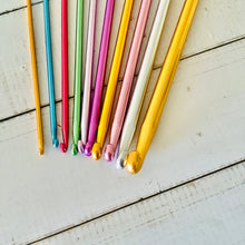 Cargar imagen en el visor de la galería, Set de Crochet Tunecinos de aluminio