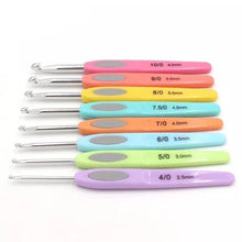 Cargar imagen en el visor de la galería, Set Crochet Mango plástico y silicona