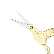 Cargar imagen en el visor de la galería, Tijera Garza Dorada