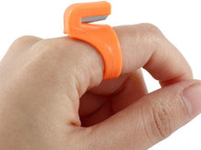 Cargar imagen en el visor de la galería, Anillo corta hilos
