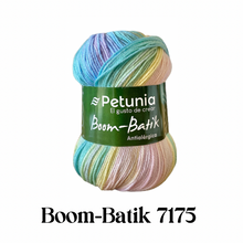 Cargar imagen en el visor de la galería, Petunia Boom-Batik
