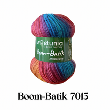 Cargar imagen en el visor de la galería, Petunia Boom-Batik
