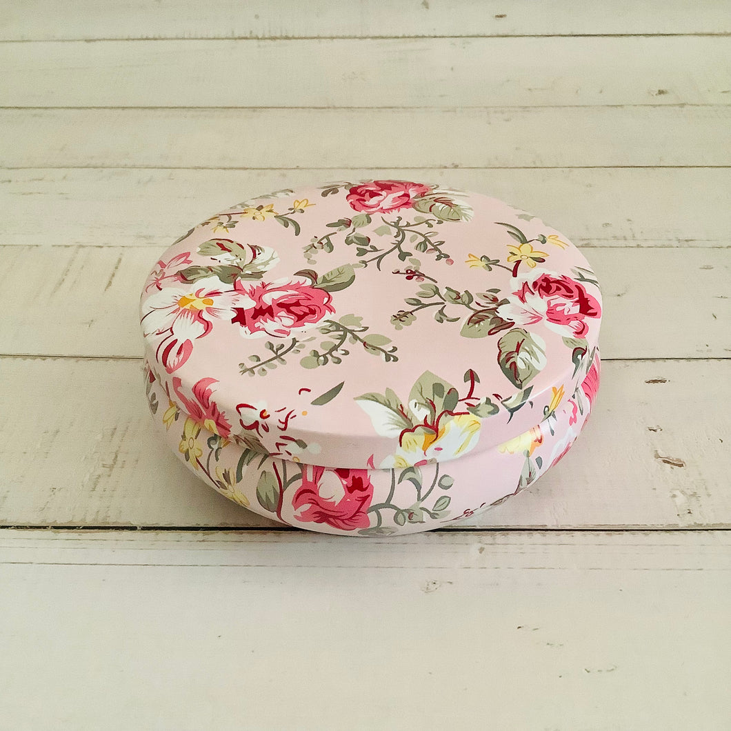 Cajita redonda de hojalata