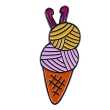 Cargar imagen en el visor de la galería, Pin helado de lanas
